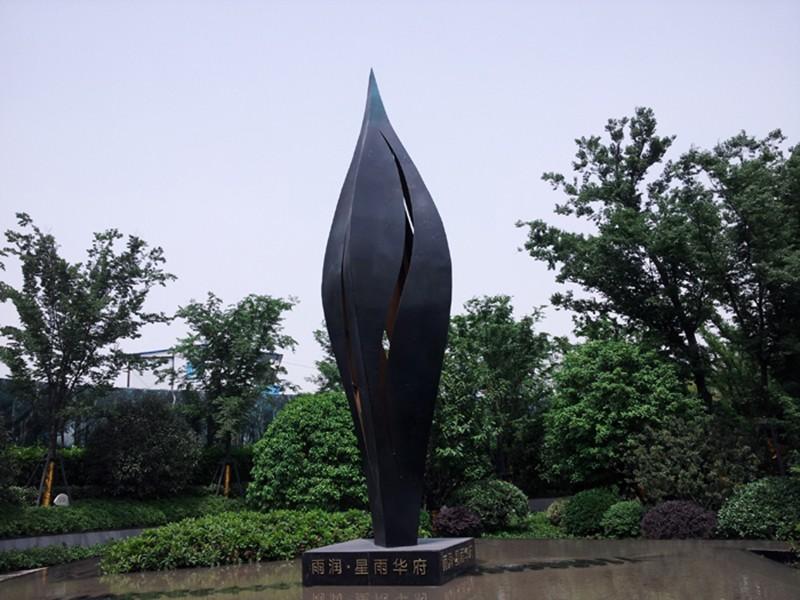 Public sculpture 